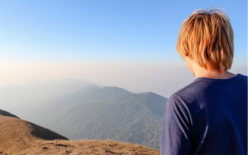 Adolescenti disorientati: come accompagnarli a ritrovare la bussola interiore